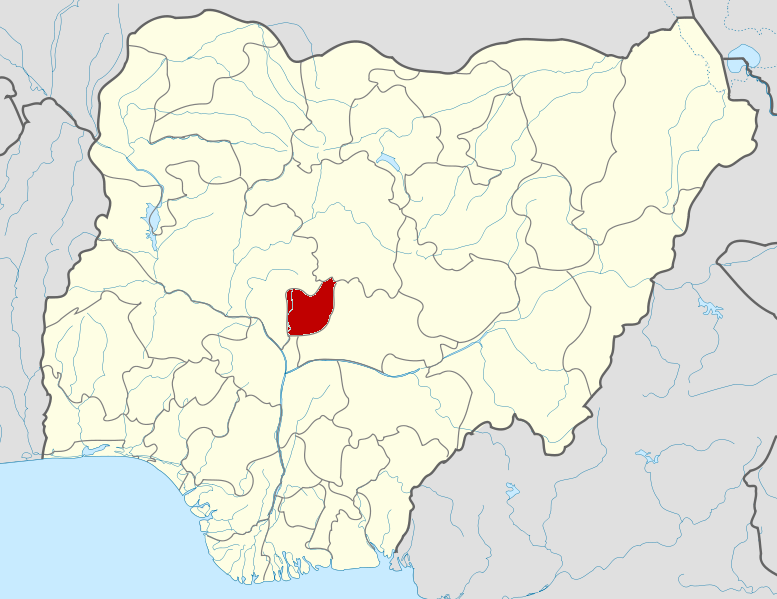 A map showing abuja in the center of Nigeria